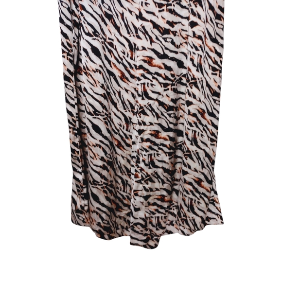 Torrid Pull-On Super Wide Leg Streaky Satin High-Rise Pant Size 4 Or 4X Short - Picture 4 of 8